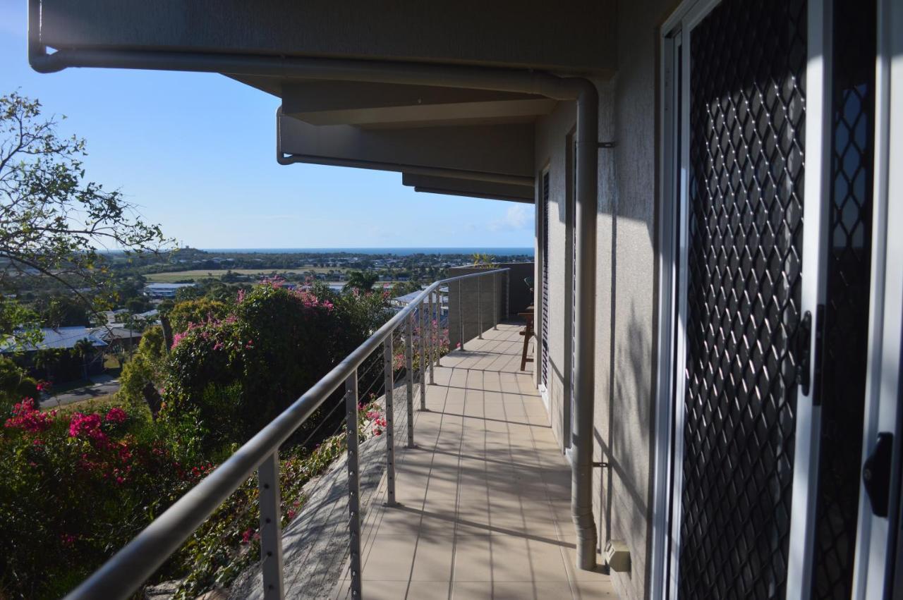 Margs Bed And Breakfast Bowen Exterior foto